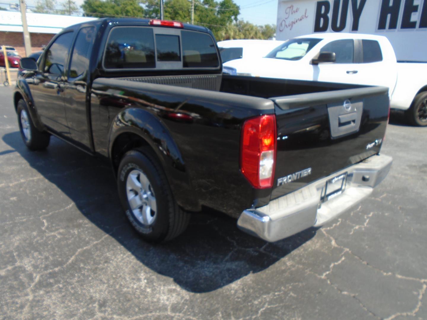 2013 Nissan Frontier (1N6BD0CT2DN) , located at 6112 N Florida Avenue, Tampa, FL, 33604, (888) 521-5131, 27.954929, -82.459534 - Photo#4